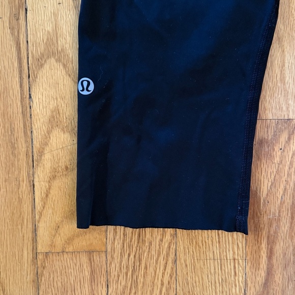 Lululemon sz 8 Fast & Free Crop II Nulux 19" Black High-Waisted Leggings - Picture 6 of 14